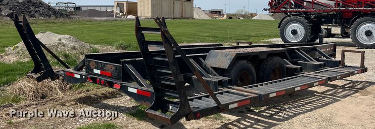 image for item LD9413 1999 Behnke sprayer trailer