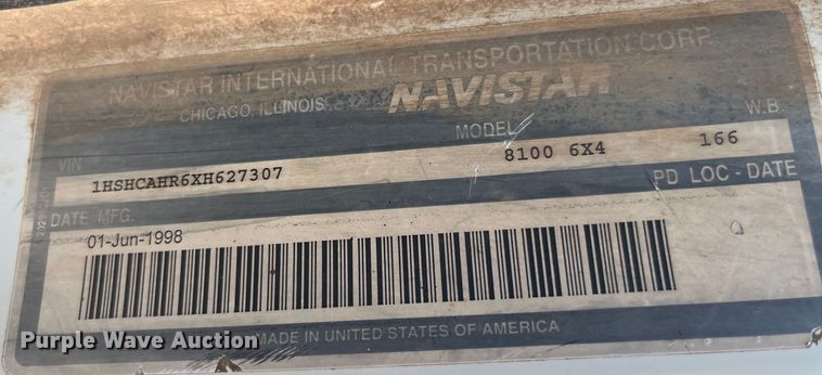 image for item LD9433 1999 International 8100 fertilizer delivery truck