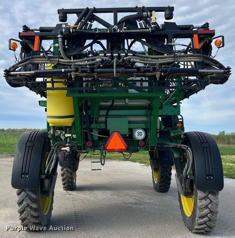 image for item LD9435 2008 John Deere  4730 sprayer
