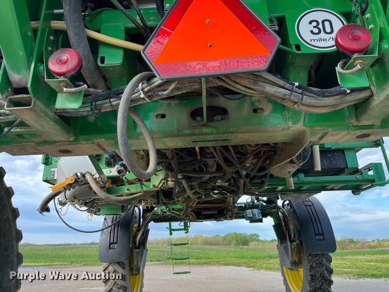 image for item LD9435 2008 John Deere  4730 sprayer