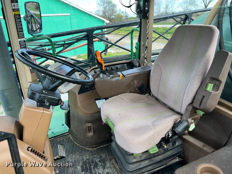 image for item LD9435 2008 John Deere  4730 sprayer