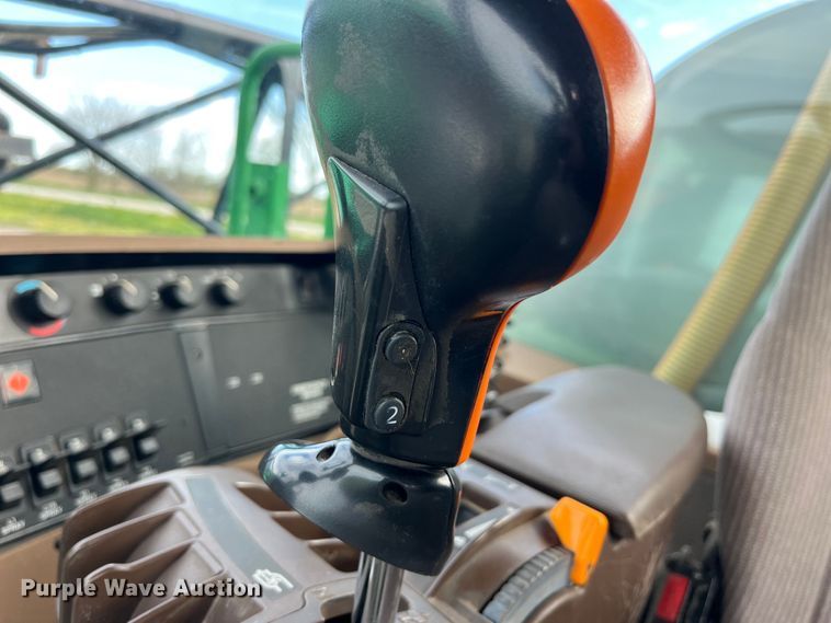 image for item LD9435 2008 John Deere  4730 sprayer