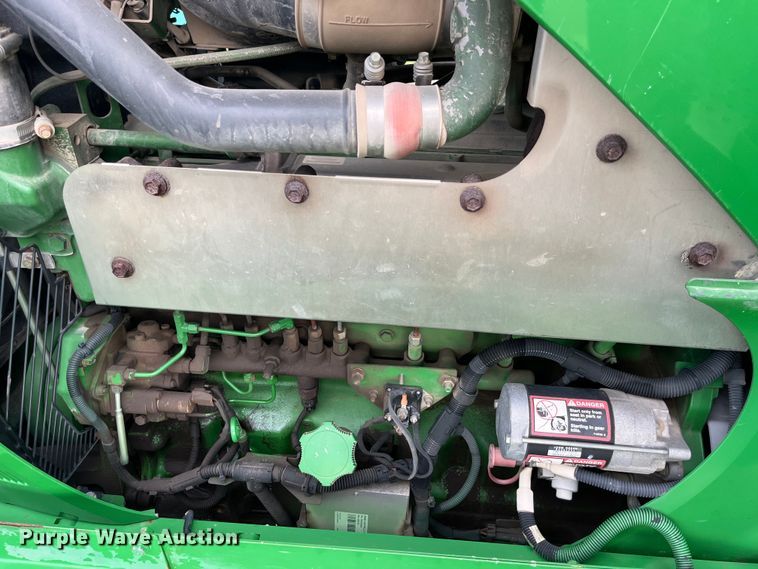 image for item LD9435 2008 John Deere  4730 sprayer