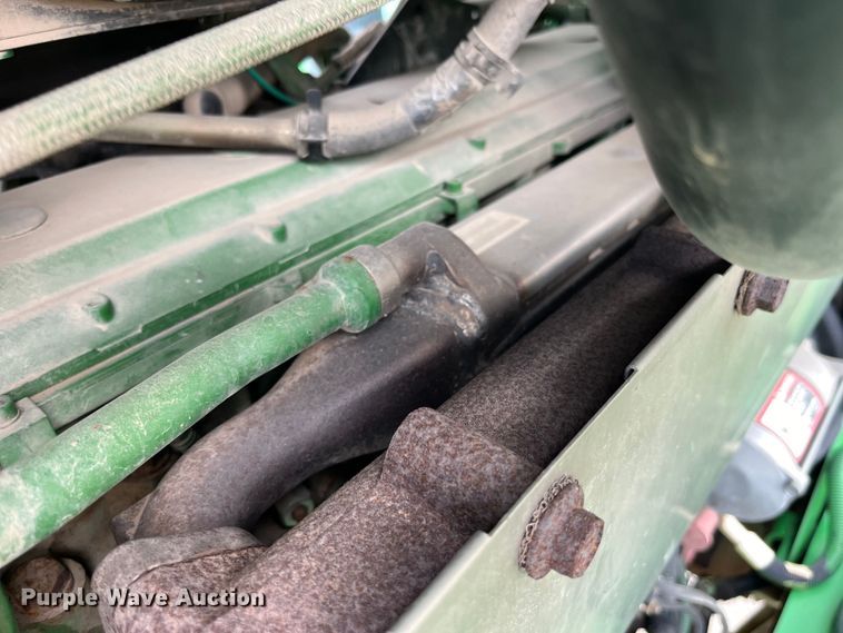 image for item LD9435 2008 John Deere  4730 sprayer