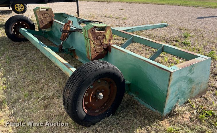 image for item LU9834 Box blade