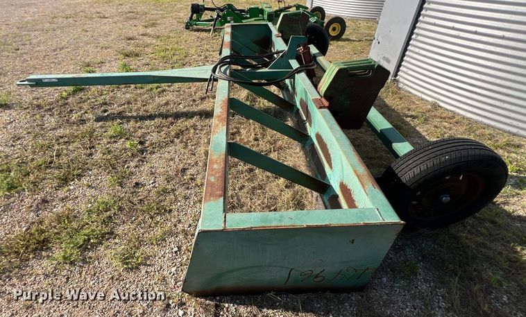 image for item LU9834 Box blade