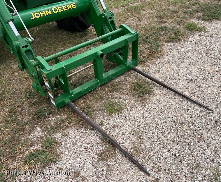 image for item LU9837 2014 John Deere 6140D MFWD tractor