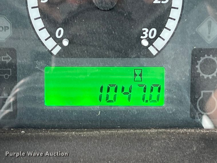 image for item LU9837 2014 John Deere 6140D MFWD tractor