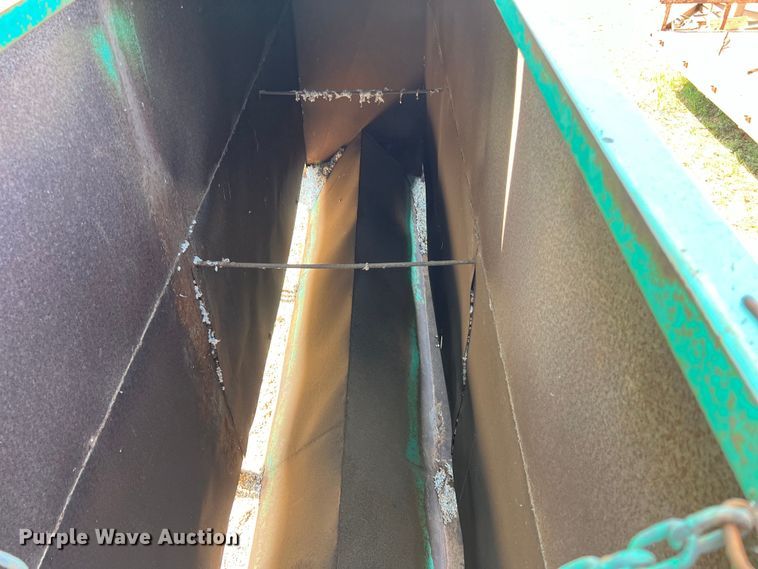 image for item LU9840 Creep feeder