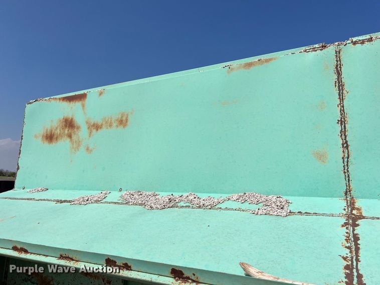 image for item LU9840 Creep feeder