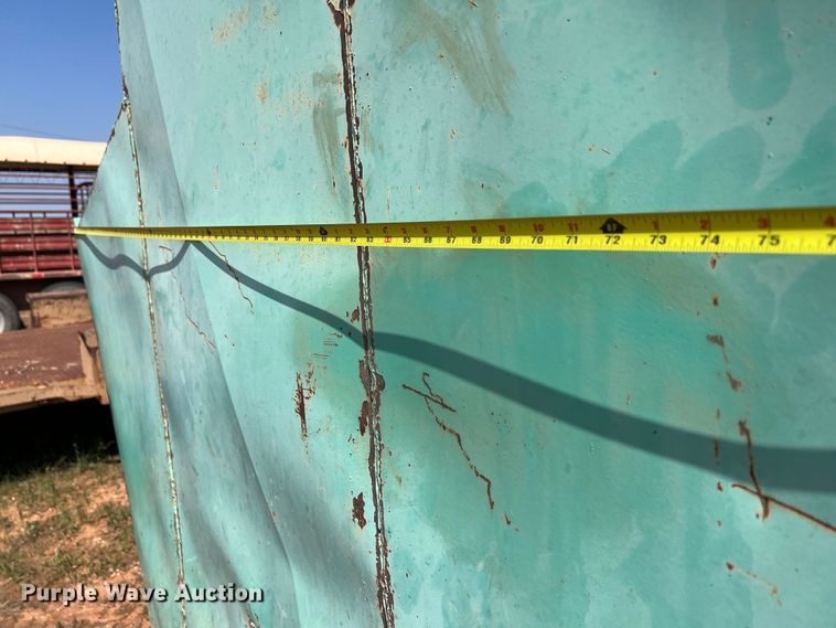 image for item LU9840 Creep feeder