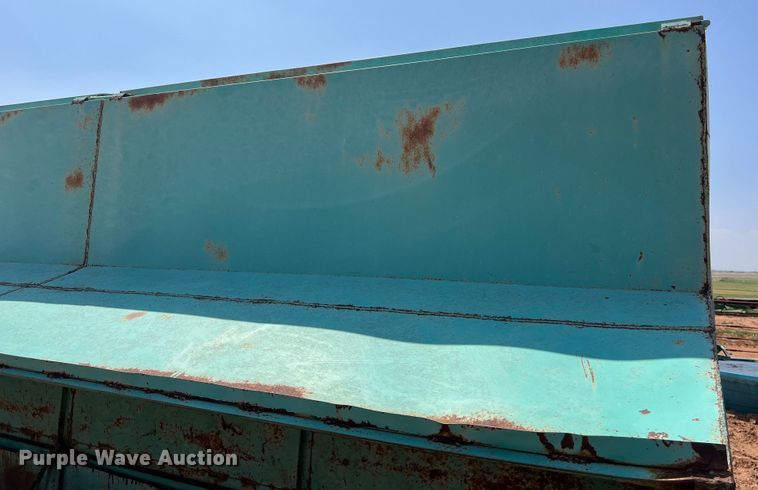 image for item LU9841 Creep feeder