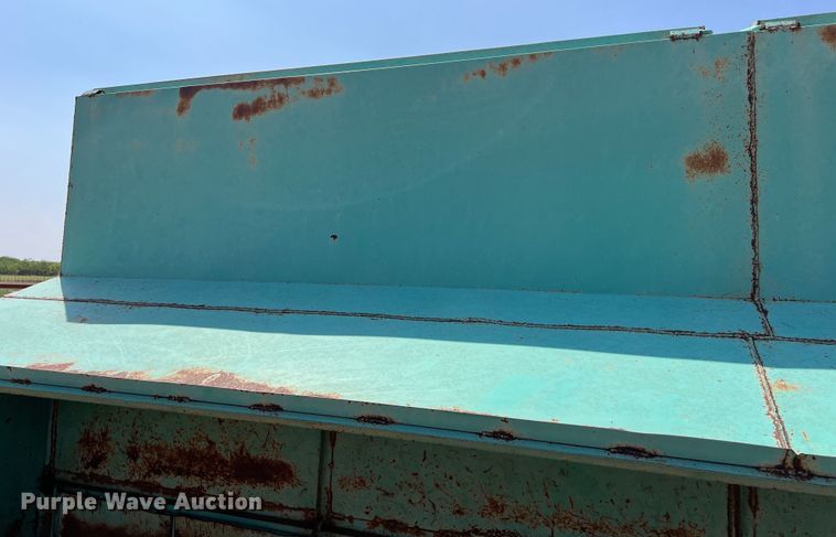 image for item LU9841 Creep feeder