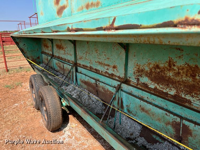 image for item LU9841 Creep feeder