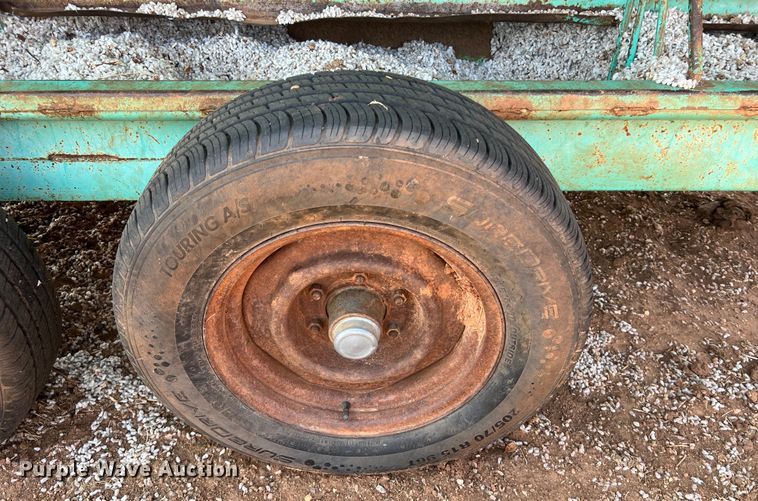 image for item LU9841 Creep feeder