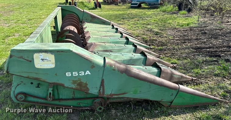 image for item ND9190 John Deere 653A all-crop head