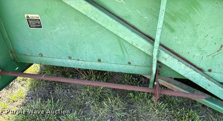 image for item ND9190 John Deere 653A all-crop head