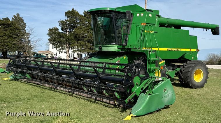 image for item ND9198 1998 John Deere 9610 RWA combine