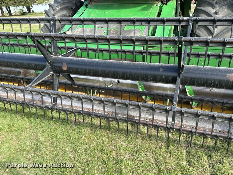 image for item ND9198 1998 John Deere 9610 RWA combine