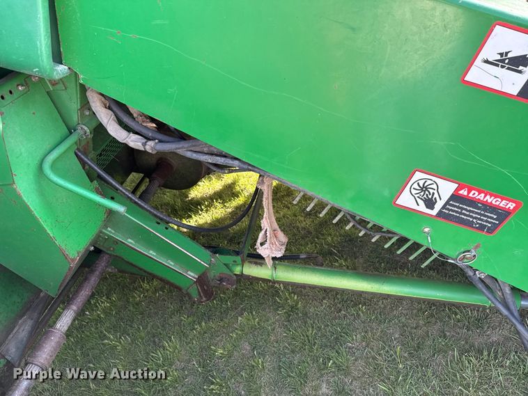 image for item ND9198 1998 John Deere 9610 RWA combine