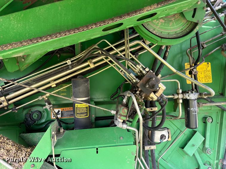 image for item ND9198 1998 John Deere 9610 RWA combine