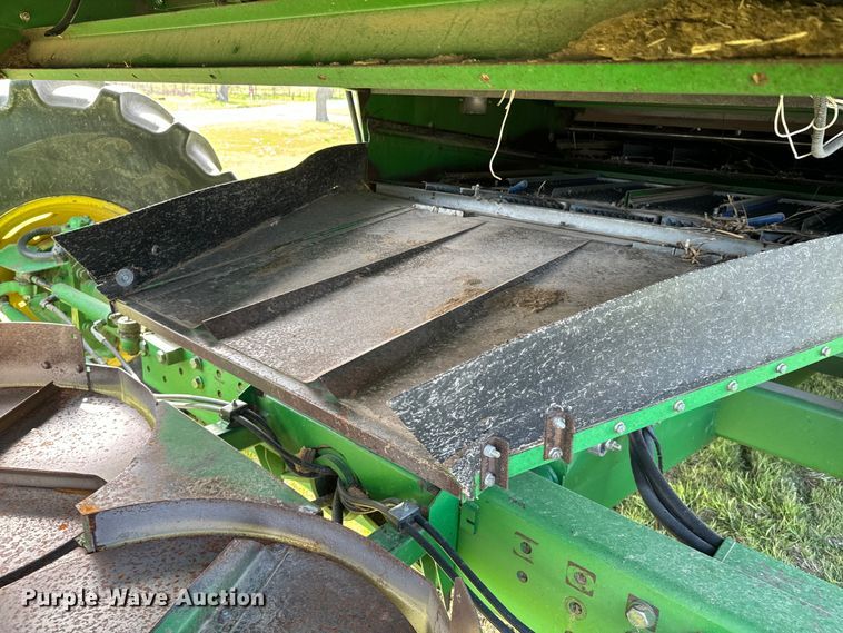 image for item ND9198 1998 John Deere 9610 RWA combine