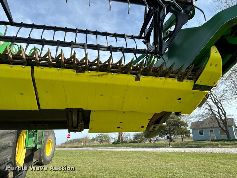 image for item ND9198 1998 John Deere 9610 RWA combine