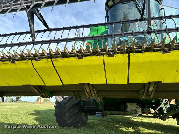 image for item ND9198 1998 John Deere 9610 RWA combine