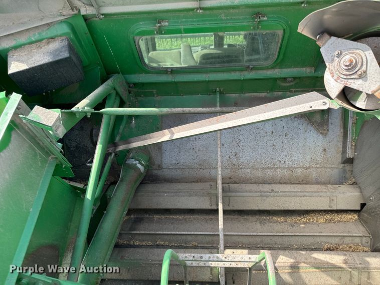 image for item ND9198 1998 John Deere 9610 RWA combine