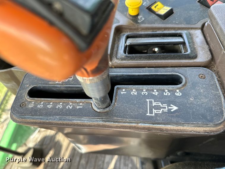 image for item ND9198 1998 John Deere 9610 RWA combine