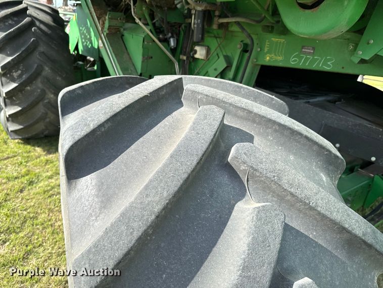 image for item ND9198 1998 John Deere 9610 RWA combine