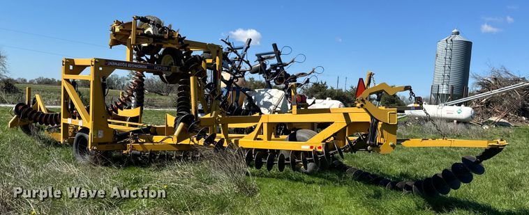 image for item ND9209 2010 Humdinger 455CDH chain disc harrow