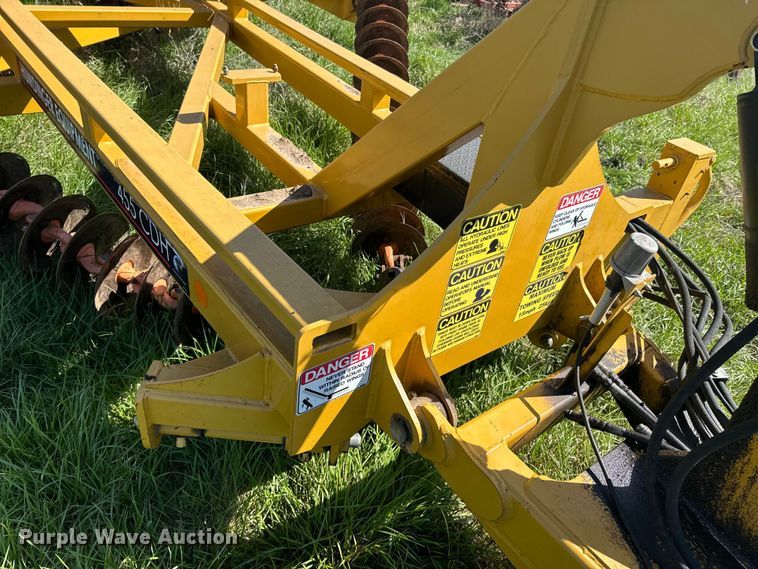 image for item ND9209 2010 Humdinger 455CDH chain disc harrow