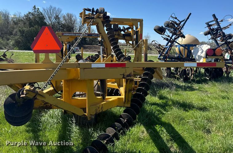 image for item ND9209 2010 Humdinger 455CDH chain disc harrow