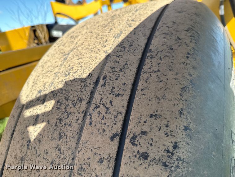 image for item ND9209 2010 Humdinger 455CDH chain disc harrow