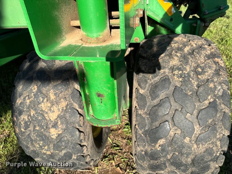 image for item ND9213 John Deere 1850 air seeder