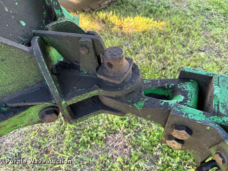 image for item ND9213 John Deere 1850 air seeder