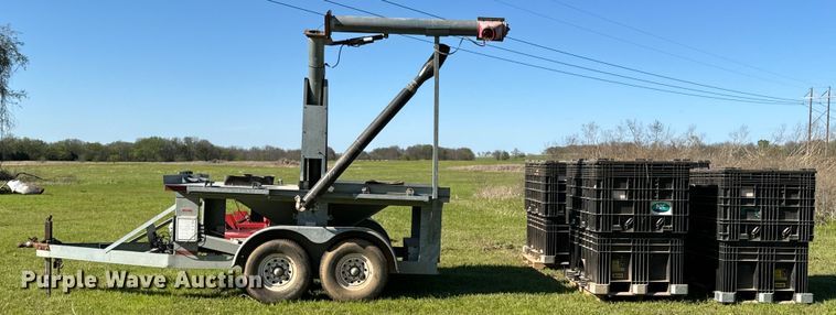 image for item ND9215 ADS bulk seed buggy