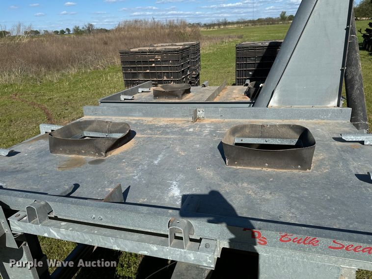 image for item ND9215 ADS bulk seed buggy