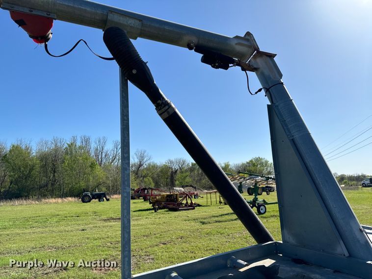 image for item ND9215 ADS bulk seed buggy