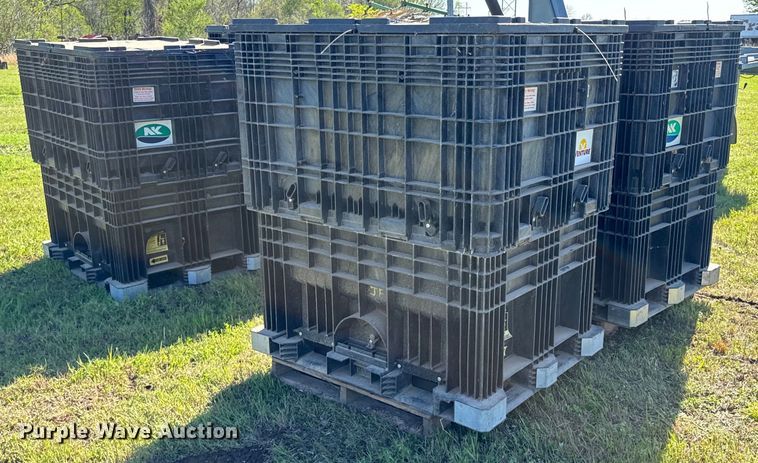 image for item ND9215 ADS bulk seed buggy