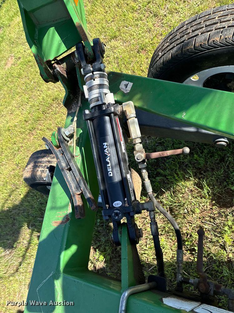 image for item ND9216 Ogden Hybrid Hay Runner hay rake