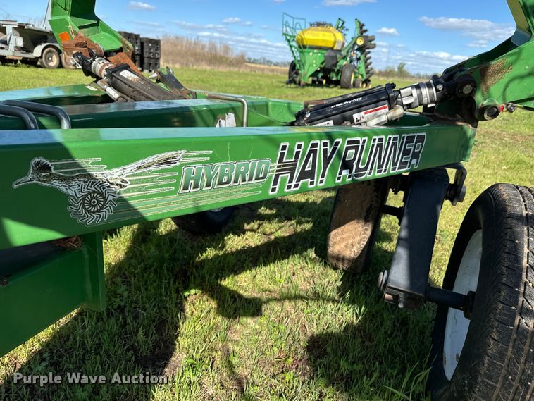 image for item ND9216 Ogden Hybrid Hay Runner hay rake