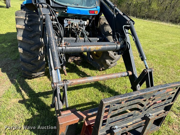 image for item ND9219 1999 New Holland TV140 bi-directional tractor