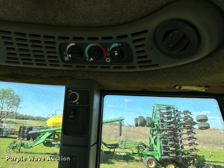 image for item ND9219 1999 New Holland TV140 bi-directional tractor