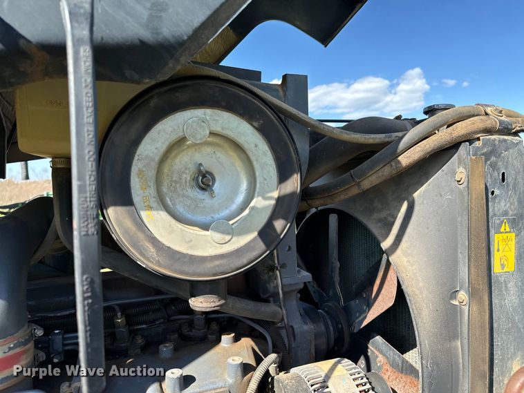 image for item ND9219 1999 New Holland TV140 bi-directional tractor