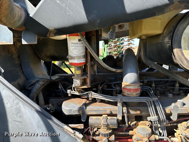 image for item ND9219 1999 New Holland TV140 bi-directional tractor