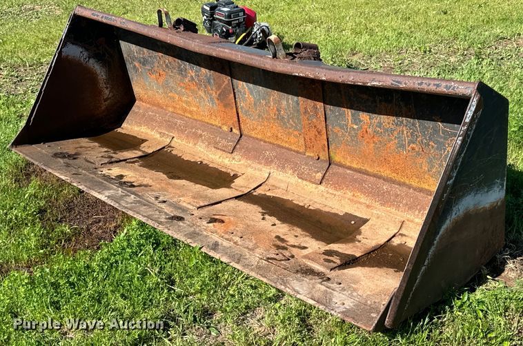 image for item ND9219 1999 New Holland TV140 bi-directional tractor