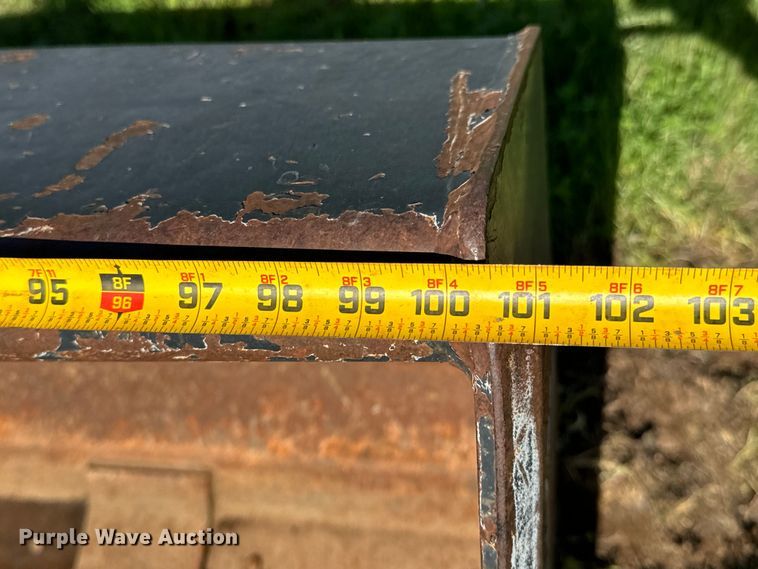 image for item ND9219 1999 New Holland TV140 bi-directional tractor