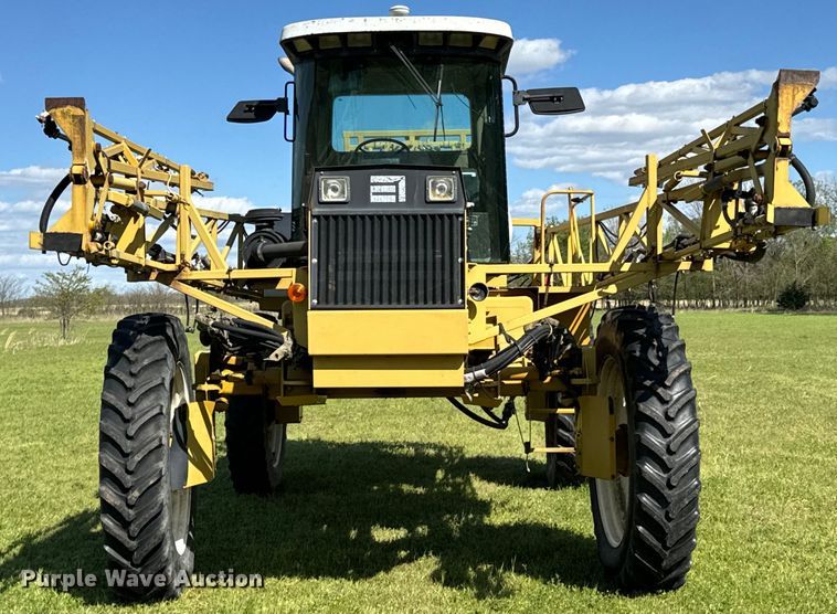 image for item ND9221 1997 Ag-Chem RoGator 854 sprayer